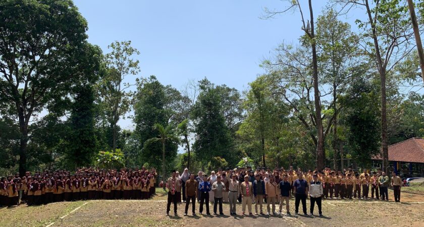 Super Camp 2025 SMP Binaul Ummah Kuningan : Santri Belajar Mandiri, Kreatif, dan Bersahabat dengan Alam