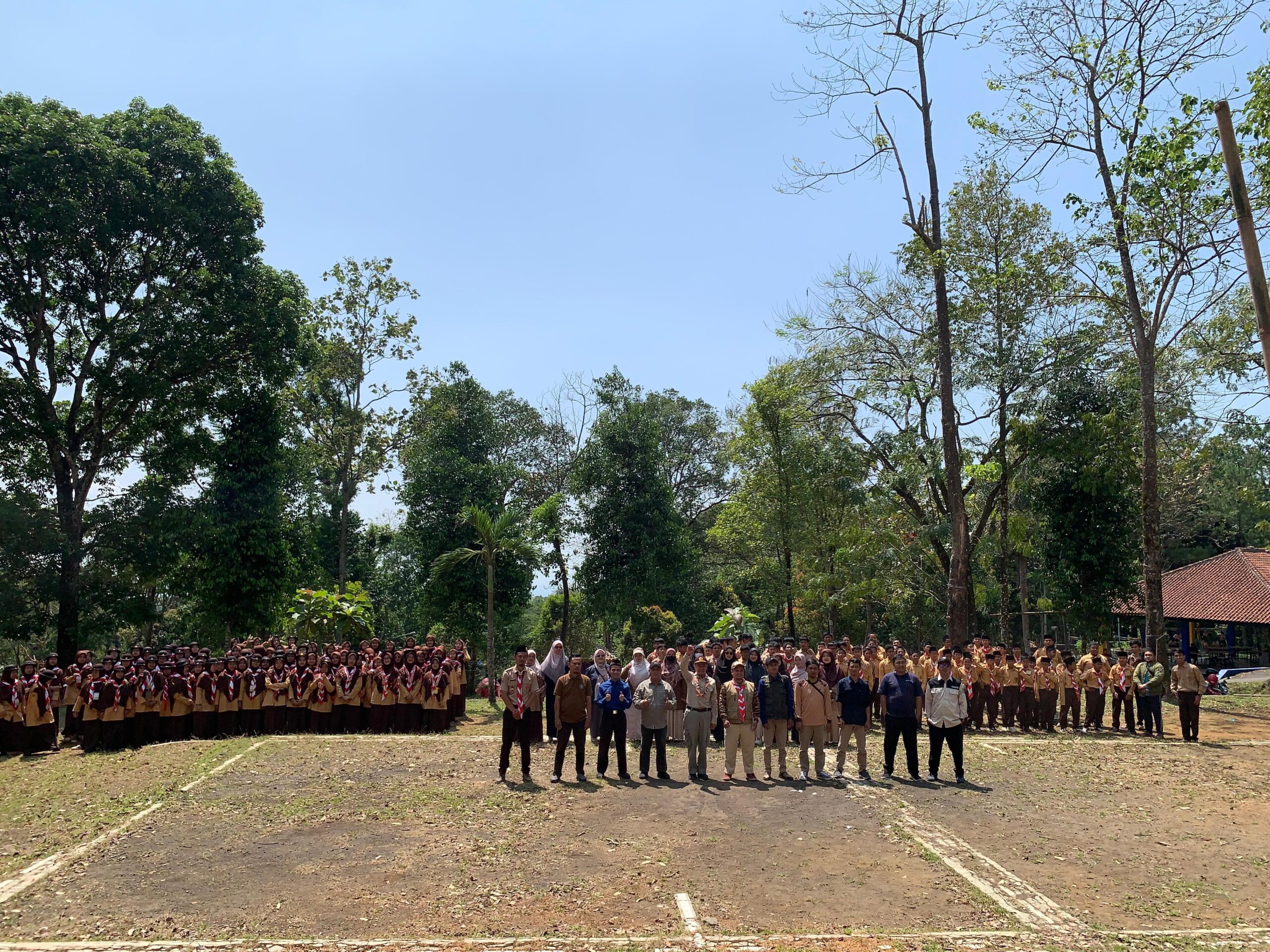 Super Camp 2025 SMP Binaul Ummah Kuningan : Santri Belajar Mandiri, Kreatif, dan Bersahabat dengan Alam